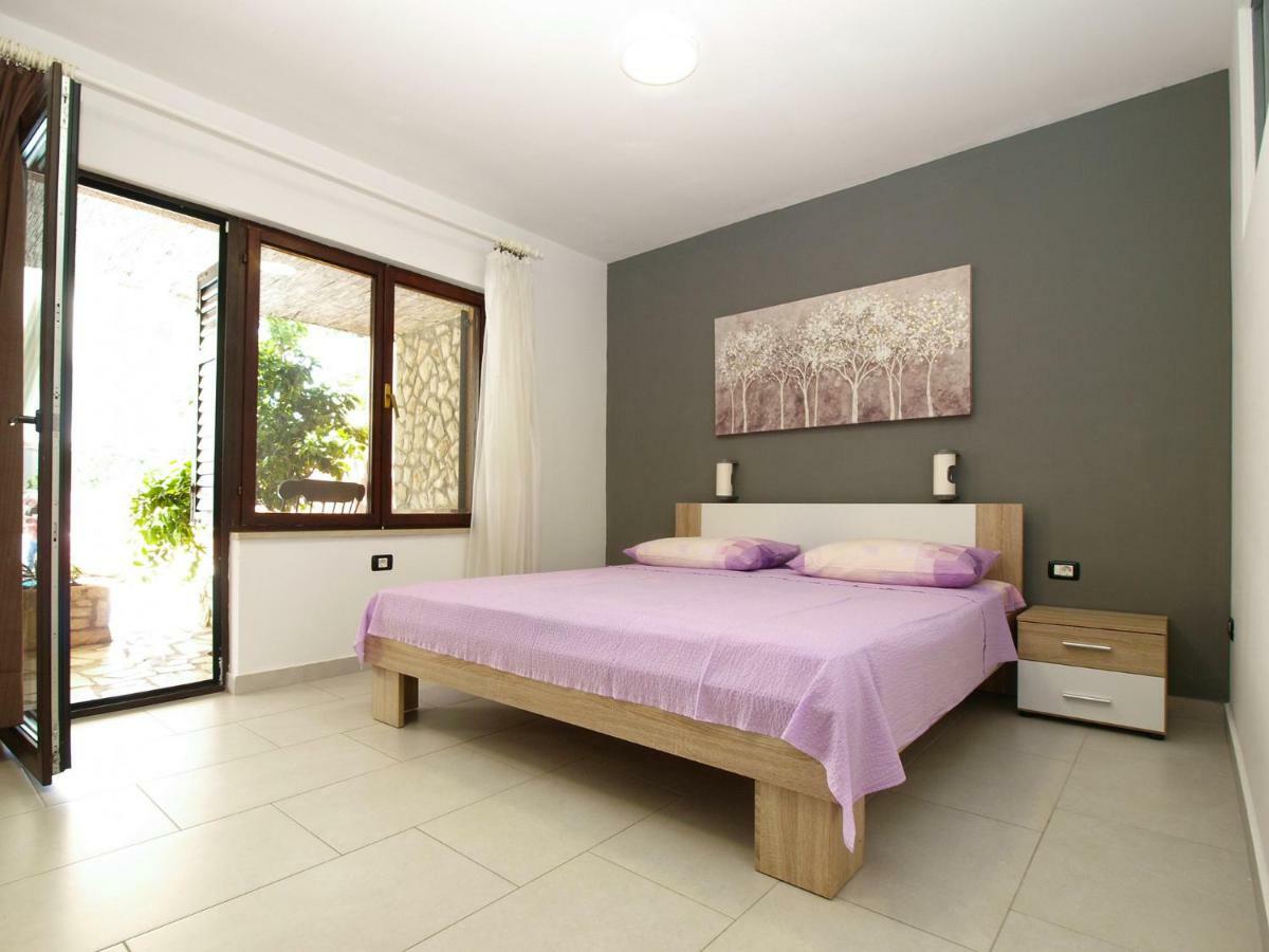 House Puntizela 747 Villa Pula Exterior photo